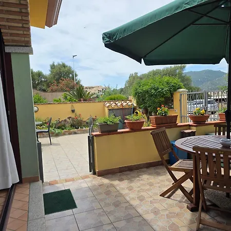 펜션 Monolocale Simius 빌라시미우스